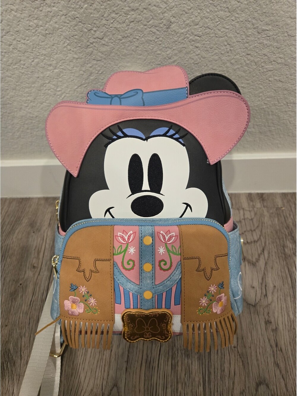 Disney Minnie Mouse Cowgirl Backpack
